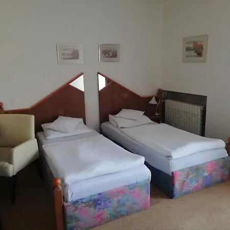 Monica 3* Praag