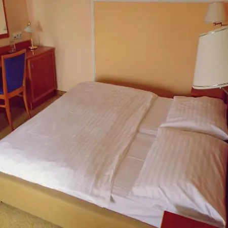 Hotel Monica 3*