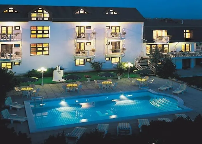 Monica Hotel Praga