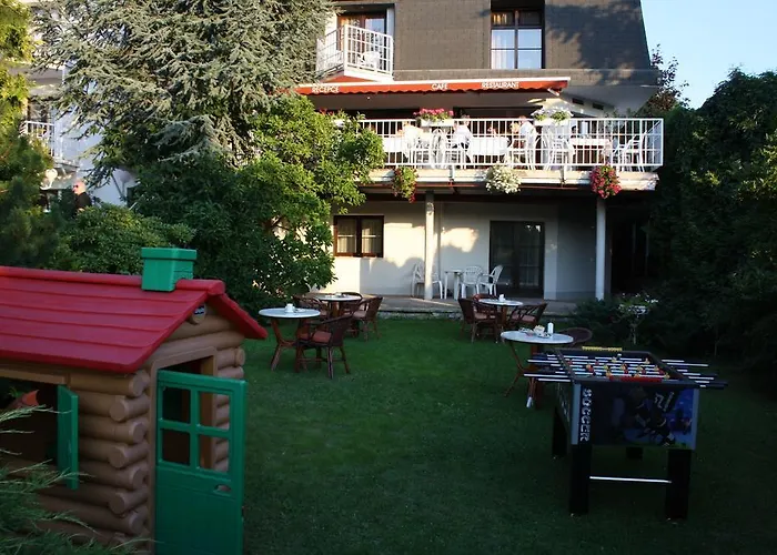 Monica 3* Praha