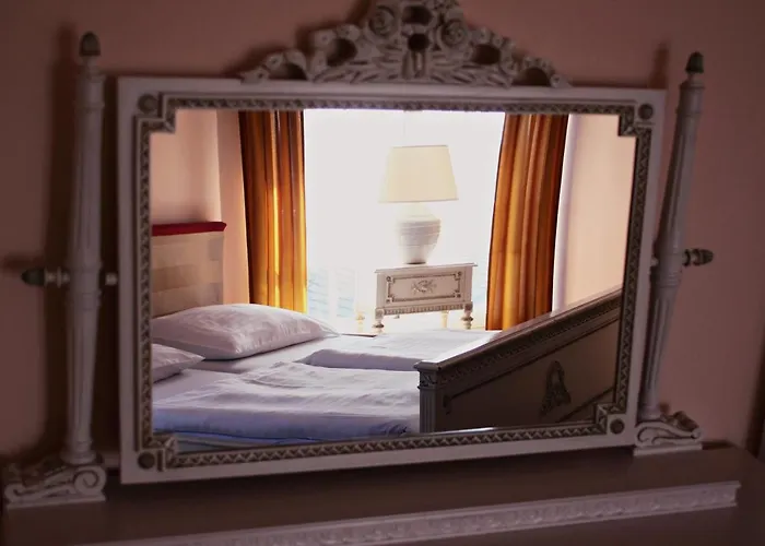 Hotel Monica 3*