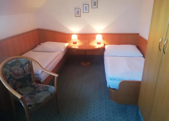 Monica 3* Praha