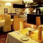 Otel Monica