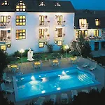 Monica 3* Prag