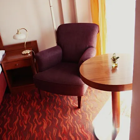 Hotel Monica